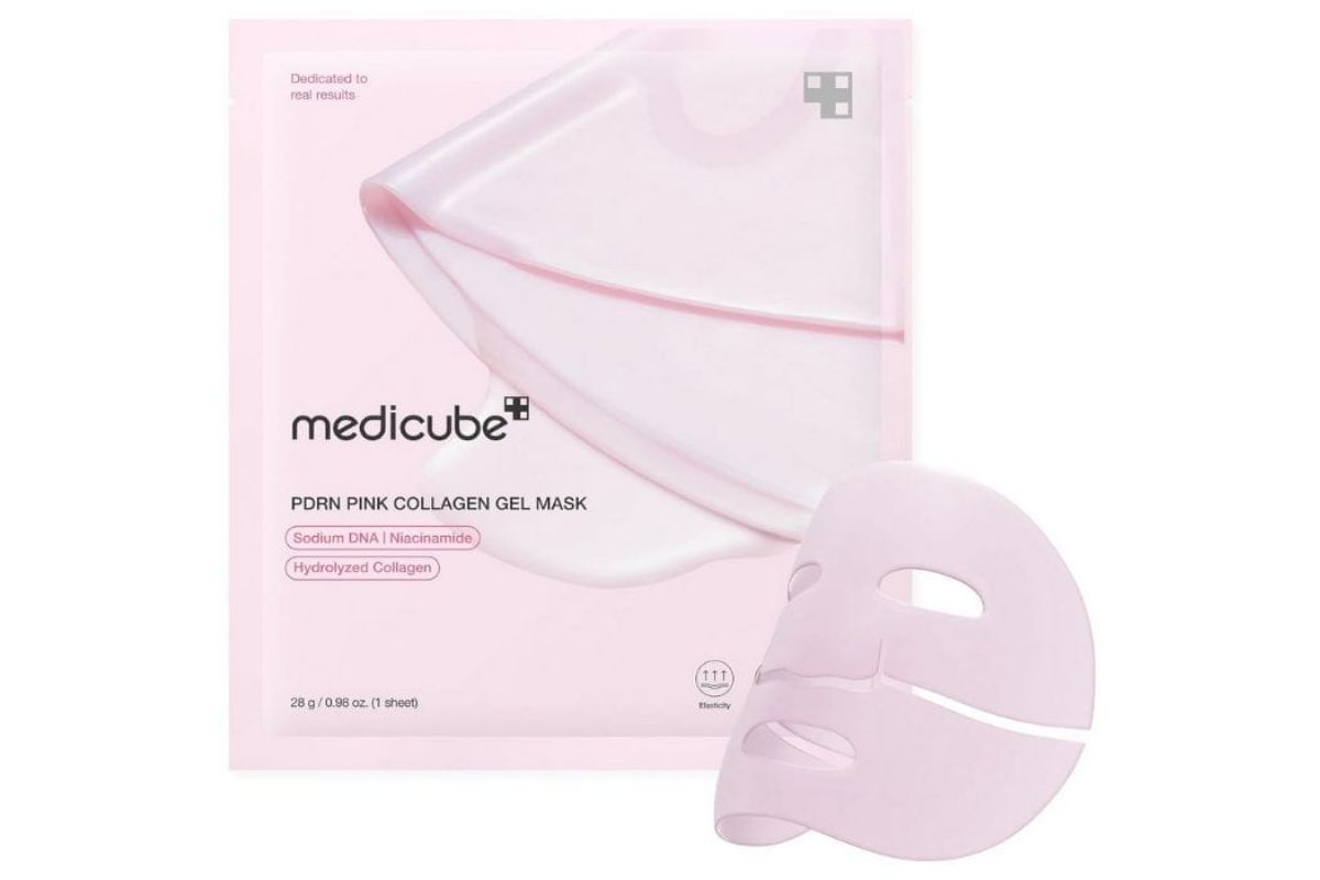 Zdjęcie przedstawia maseczkę Medicube Pink Collagen