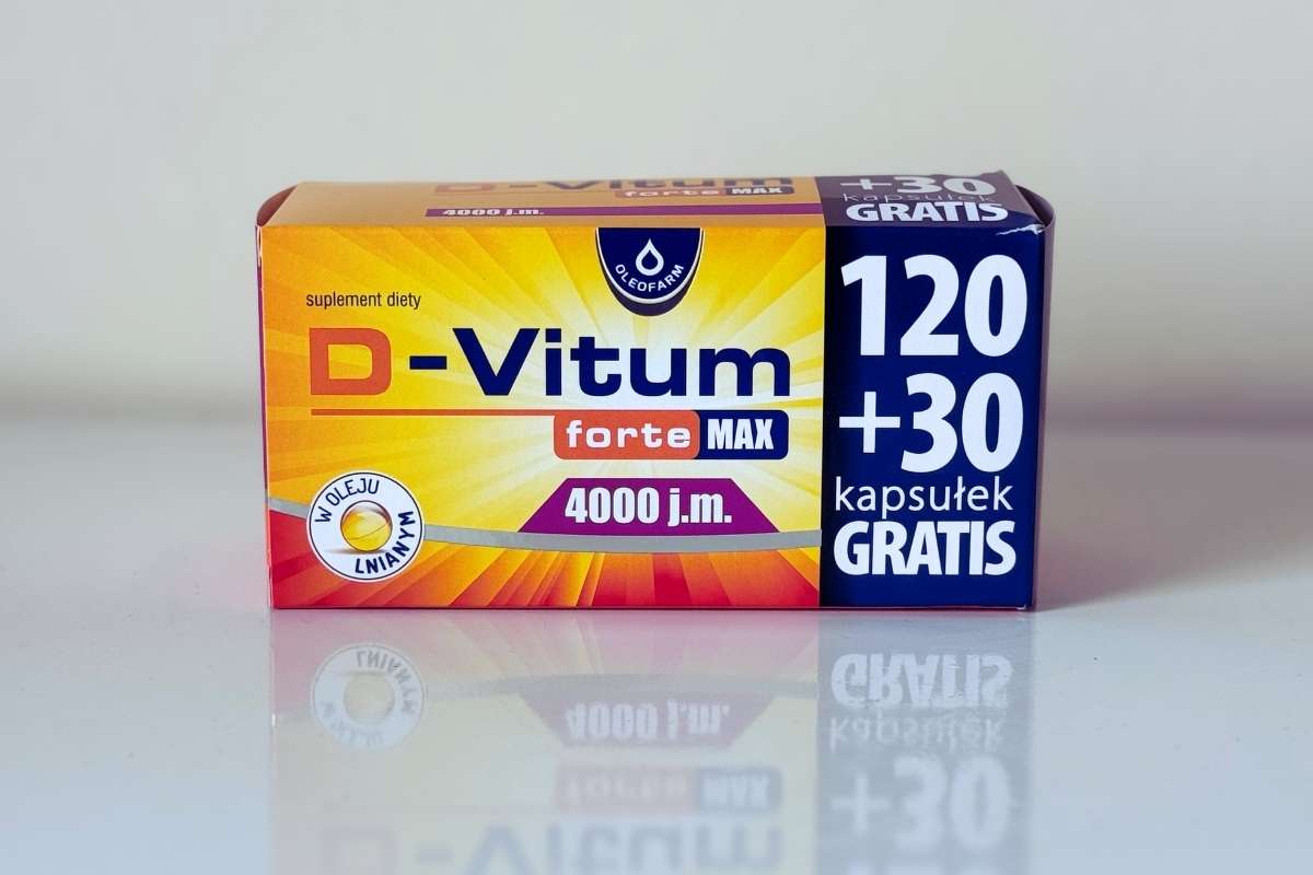 Opakowanie suplementu diety D-Vitum Forte MAX 4000 IU